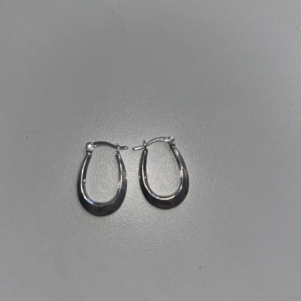 925 Sterling Silver Small Silver Hoop Earrings